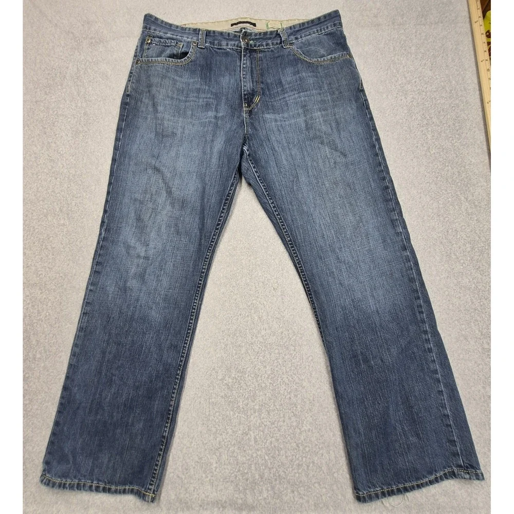Tommy Hilfiger Freedom Jeans Mens 38x32 Blue Denim Straight Leg Premium Classic